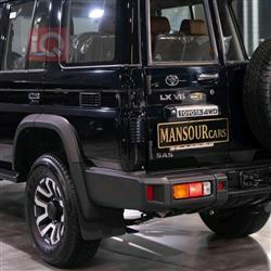 تويوتا لاند كروزر 76